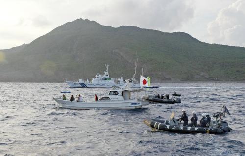 日本の右翼が釣魚島1海里内に進入　海保が退去命令