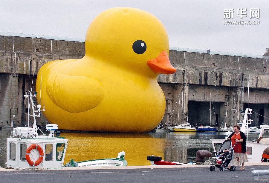 （国际·潮天下）（1）风靡世界的“大黄鸭”