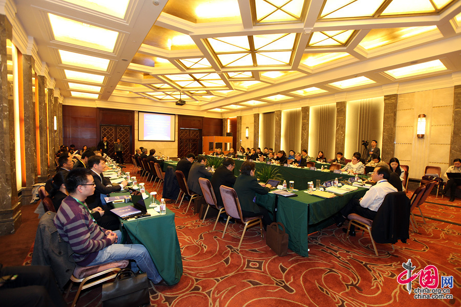 「中国の夢と平和的発展」円卓会議、上海で開催
