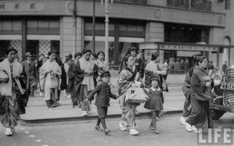 1945年日本战败时的场景 【18】