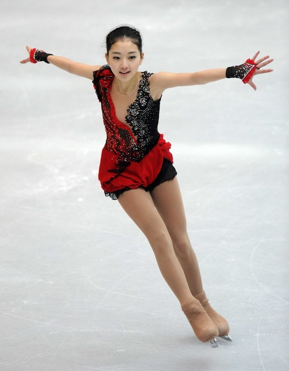 浅田真央或拍全裸写真?中日韩花滑“萝莉”大比拼