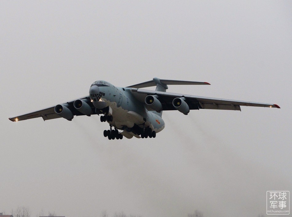 中国空軍の給油機と思われるIl-78がテスト飛行