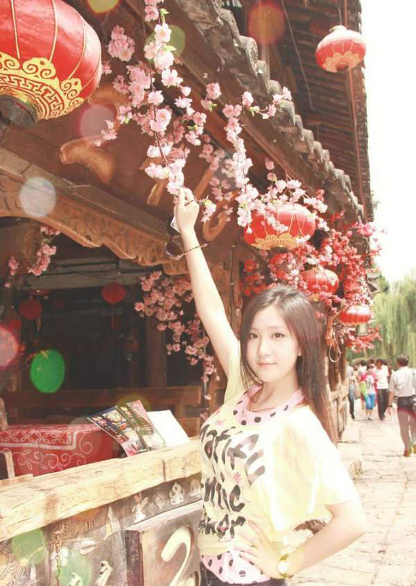 剑桥女博士美照走红 被赞