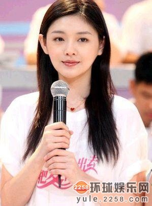 女星大笑需谨慎不笑是天仙 一笑瞬间变猪扒妹