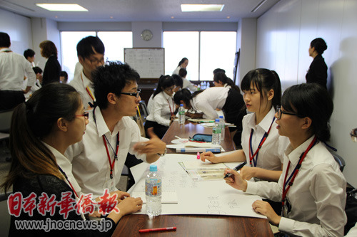 中日大学生组团参观日本企业促进民间交流（图）