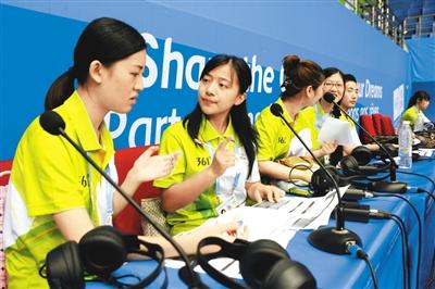 ユース五輪ボランティア　中国の「美しい名刺」を作る