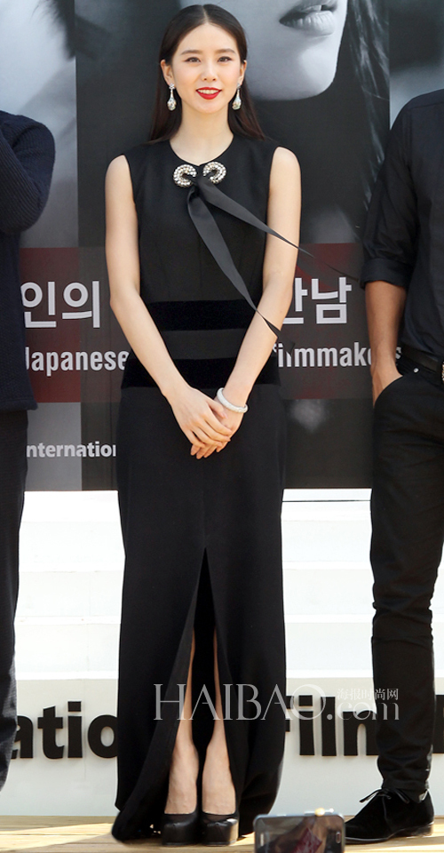 刘诗诗亮相2014第19届釜山国际电影节《深夜前的五分钟》的Open Talk活动