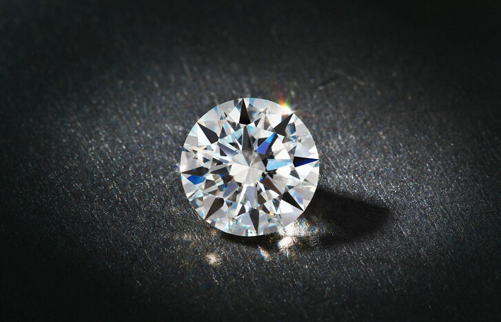 ダイヤモンド、純度が高ければ1グラム6万5000ドル。
