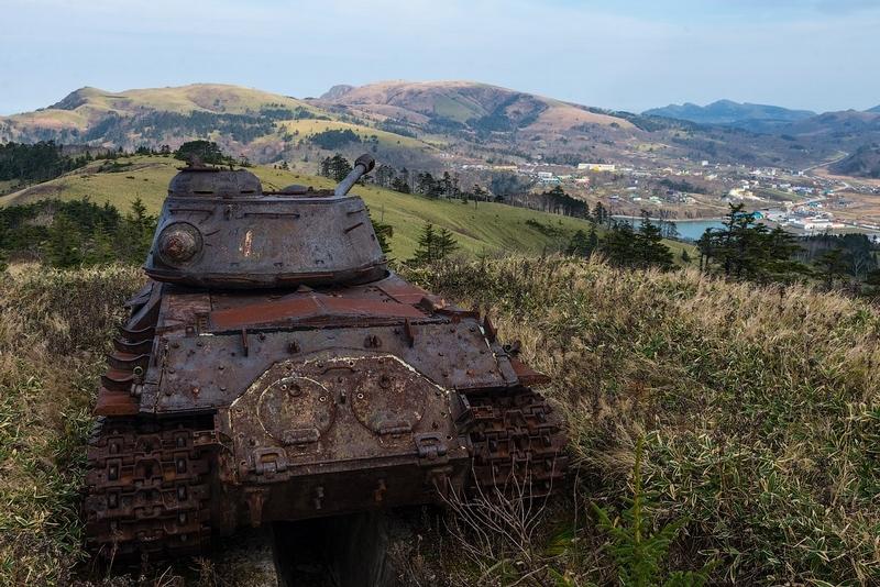 日露が争う島を見守る旧ソ連のIS-3重戦車