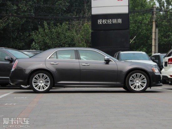 克莱斯勒(进口)2014款克莱斯勒300C