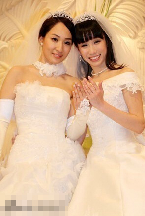 日本の同性愛女性タレントが結婚式を挙げる 会場を感動の渦に 中国網 日本語