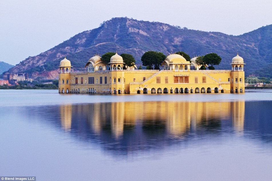 インドの湖に浮かぶ宮殿 ホテルに改築 中国網 日本語