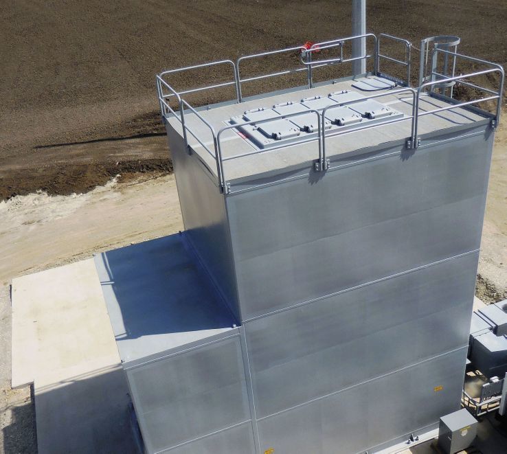 美军陆地反导外形酷似宙斯盾舰