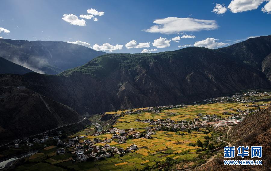 CHINA-SICHUAN-XIANGCHENG-COUNTRYSIDE SCENERY (CN)