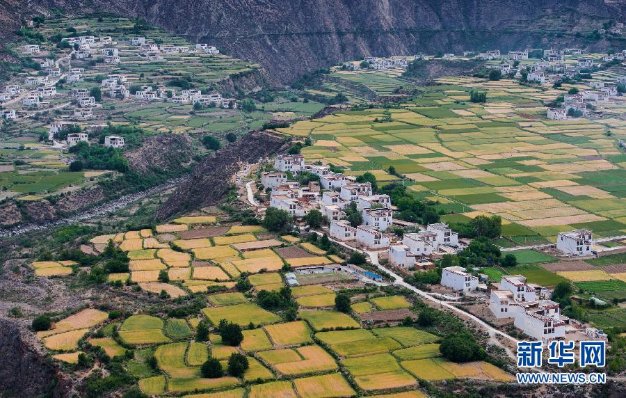 CHINA-SICHUAN-XIANGCHENG-COUNTRYSIDE SCENERY (CN)