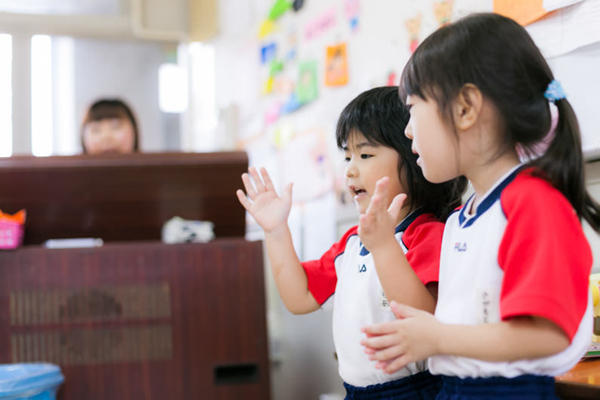 日本の園児、一日の暮らしを追う