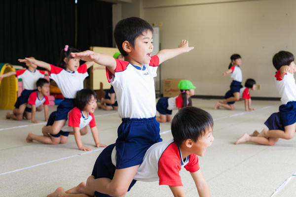 日本の園児、一日の暮らしを追う