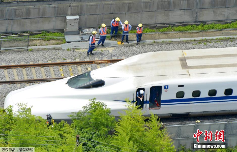 日本新干线乘客自焚 现首例死亡事故