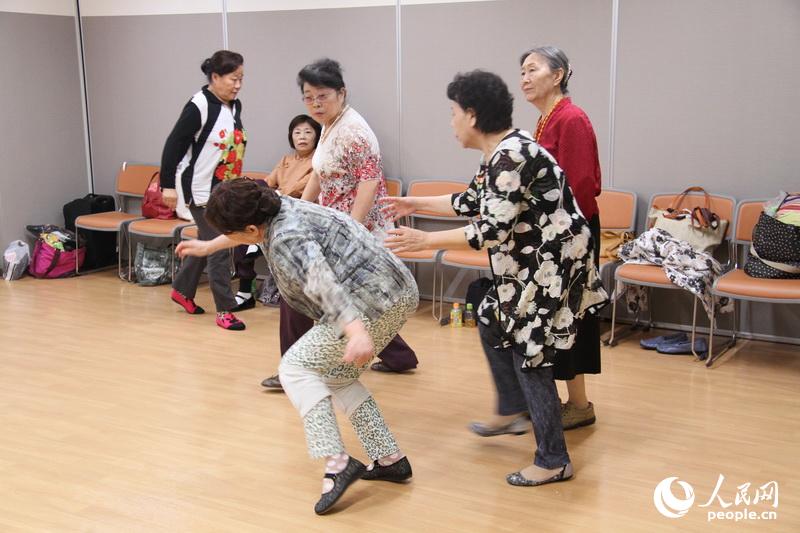 日本高龄战争遗孤编排舞剧 呼吁不忘历史【5】