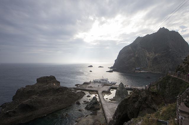 韓國記者が撮影　光復70周年を迎える獨島