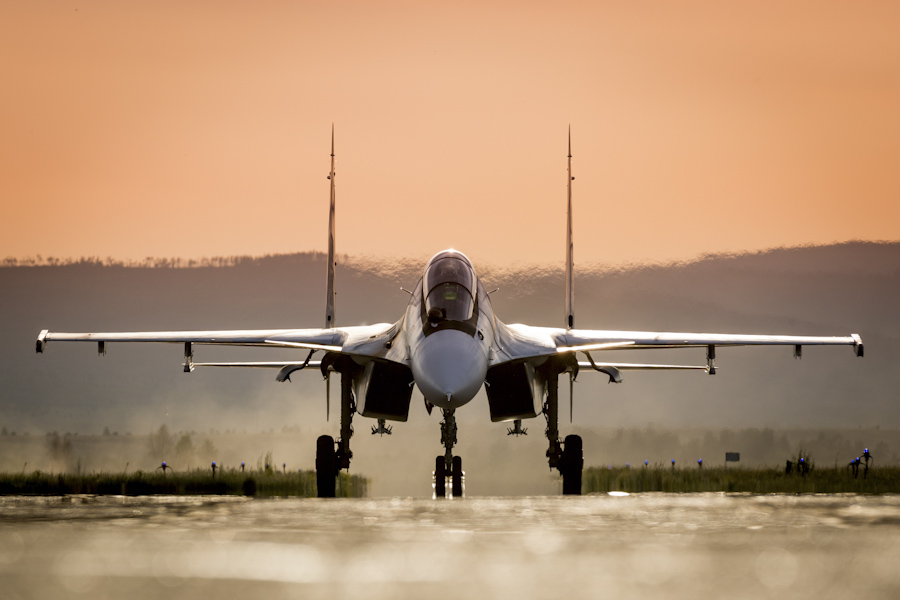 ロシアのSu-30SM戦闘機、美しい夏季訓練の写真が公開