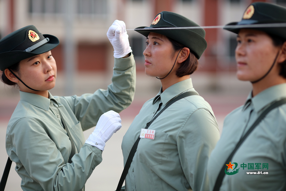 唯一の女性兵士部隊、閲兵村の「ベチューン医療部隊」