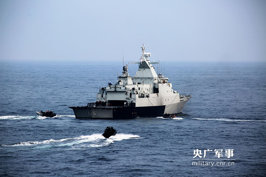 中国版イージス艦「神盾」、マレーシアとの合同演習に登場
