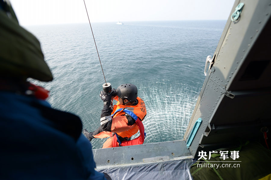 中国版イージス艦「神盾」、マレーシアとの合同演習に登場