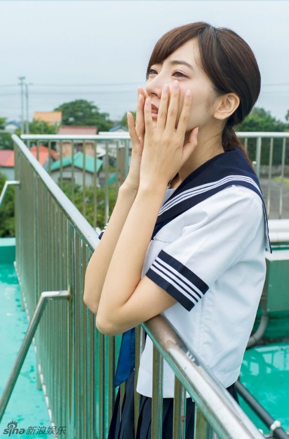 武田玲奈のセーラー服姿が公開 ピュアで可愛い 中国網 日本語