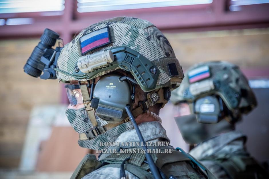 ロシア軍 特殊部隊 LSHZ1+ ヘルメット セット - 個人装備