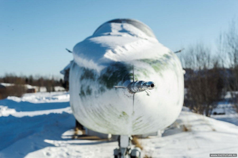 旧ソ連のSiverskiy空軍基地の秘密に迫る