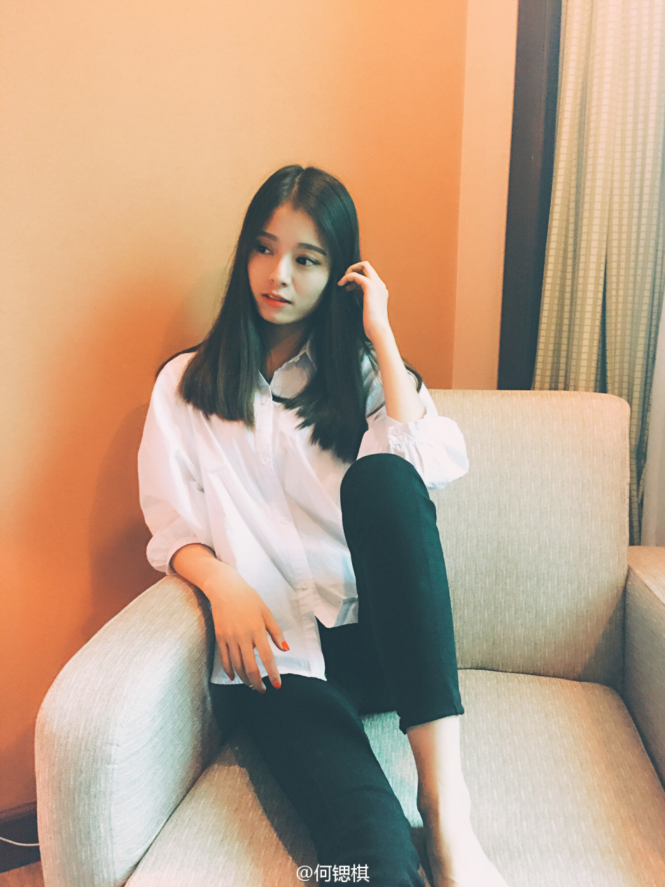 最美学霸姐妹花晒合照 嘟嘴卖萌惹人爱