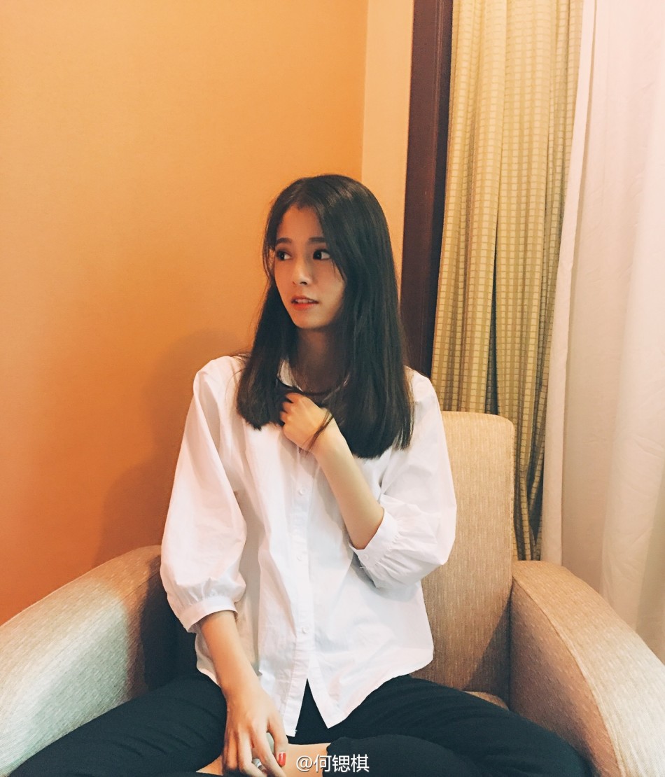 最美学霸姐妹花晒合照 嘟嘴卖萌惹人爱