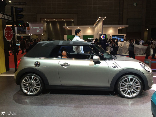 MINI Convertible