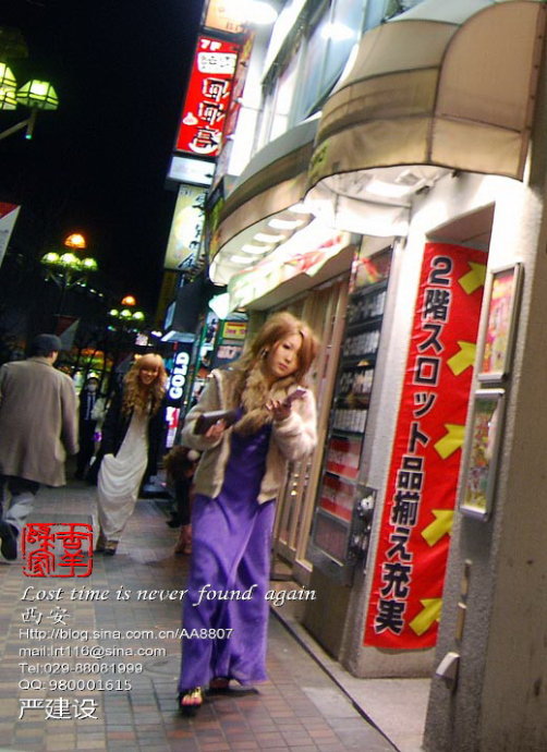 日本大阪夜幕下的站街女：偏爱40岁事业型大叔