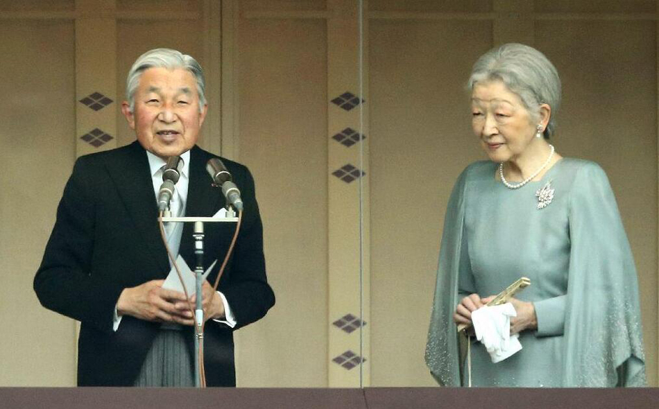 组图：日本天皇生日接受朝贺 佳子公主首次出席 