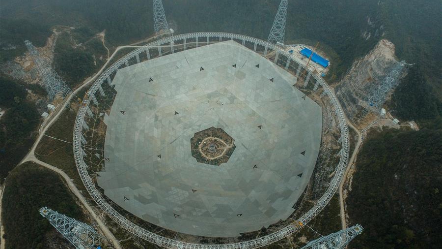 建造中の世界最大の電波望遠鏡「FAST」を空撮_中国網_日本語