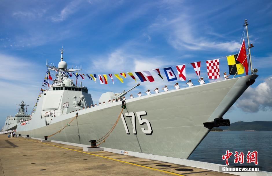 新型导弹驱逐舰银川舰加入海军战斗序列