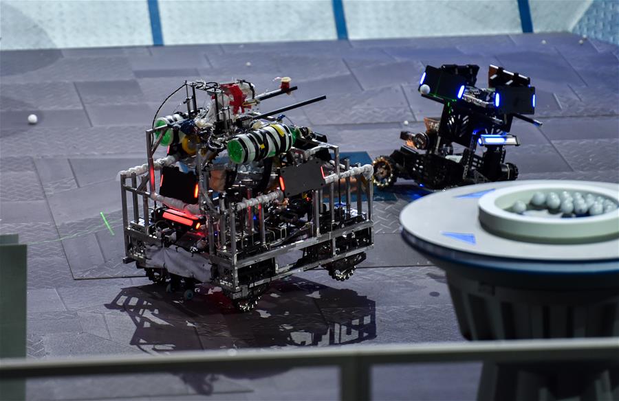 （科技）（2）电子科技大学战队蝉联全国大学生机器人大赛总决赛冠军
