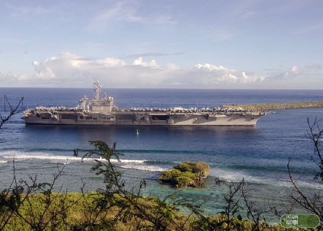 米空母艦載機、フィリピン海に到着