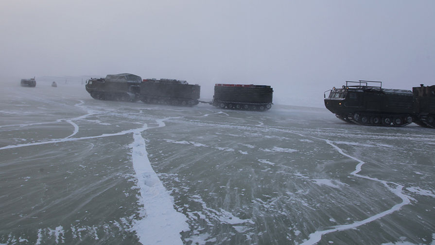ロシア軍、北極圏で武器装備の試験を開始