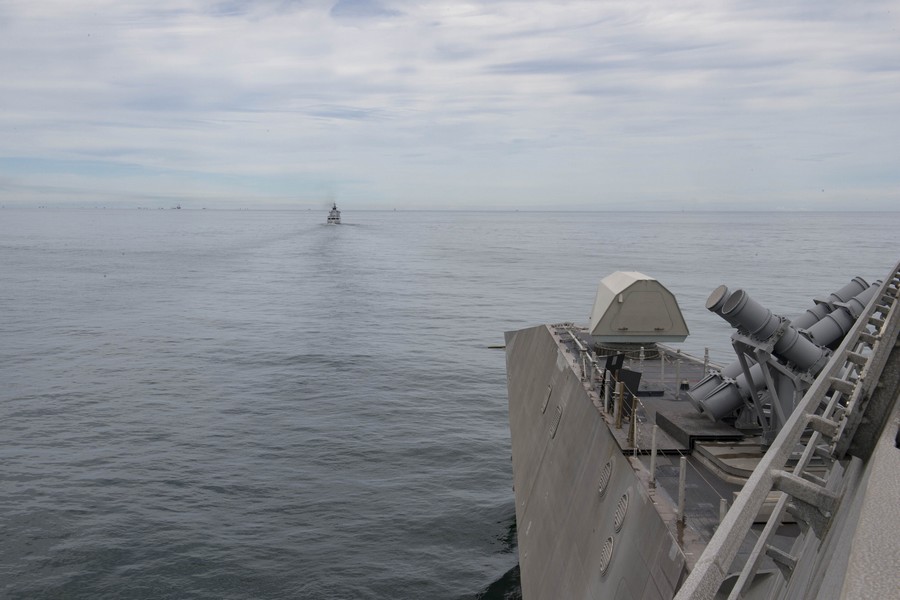 米海軍の沿海域戦闘艦、南中国海で合同演習