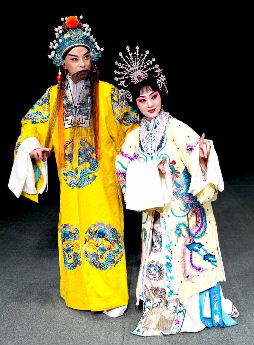 中国京劇代表団が訪日公演　各地で感動の声