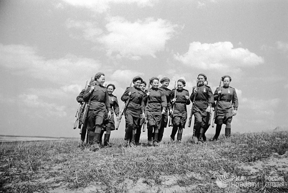 ロシアの大祖国戦争、戦場で活躍する女性軍人たち