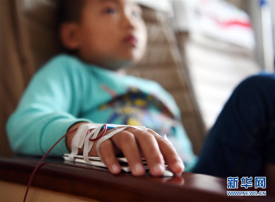 5月8日は第24回世界サラセミア（地中海貧血）の日に当たる。サラセミアは中国南部に多い伝染病で、広西チワン族自治区のグロビン遺伝子に異常がある人の比率は約20％で、中国で鉄キレート剤を投与する輸血が必要な中・重症患者は約30万人、うち広西チワン族自治区は3分の1を占める。