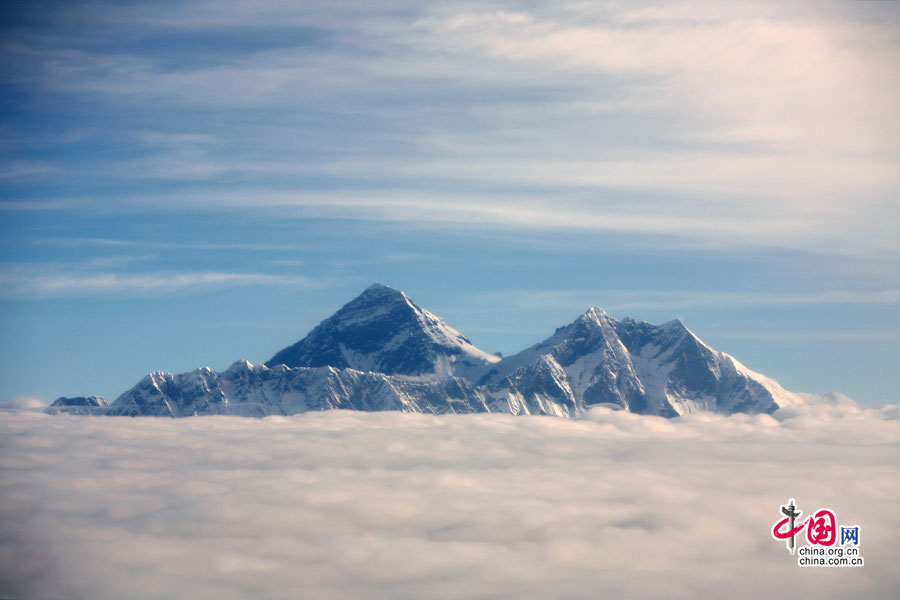 ネパールの神秘（一）、チョモランマの魅力に浸る