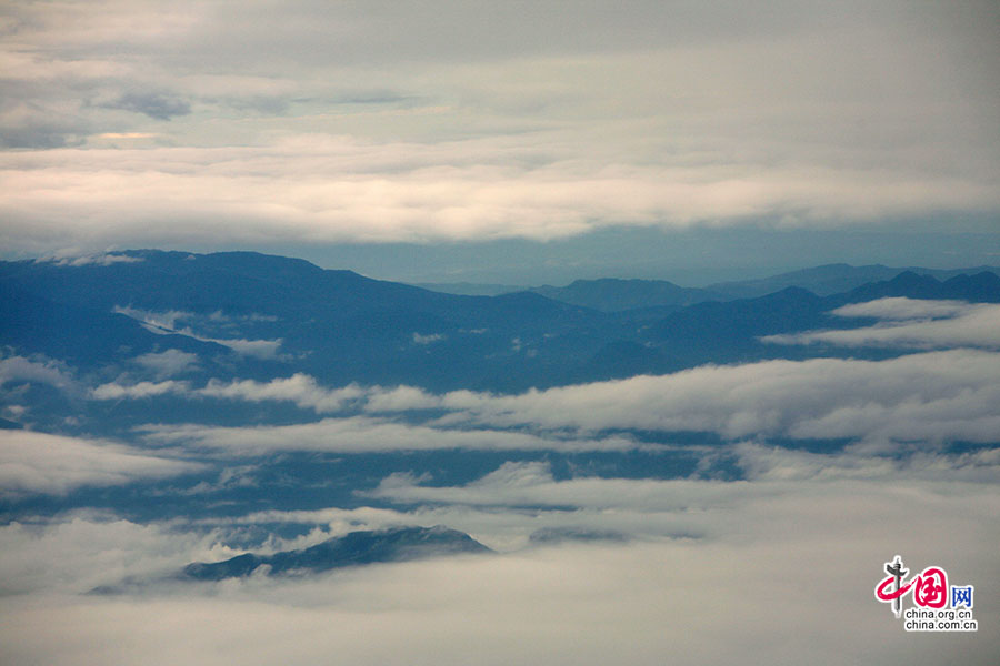 ネパールの神秘（一）、チョモランマの魅力に浸る