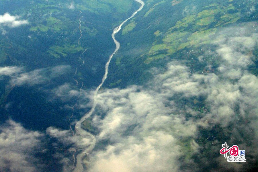 ネパールの神秘（一）、チョモランマの魅力に浸る