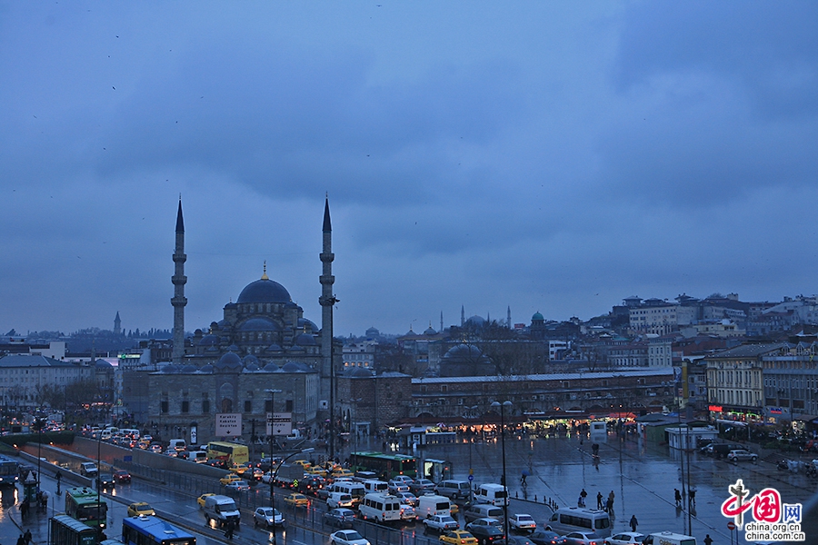 藍色のトルコ（一）、金角湾のディープブルー