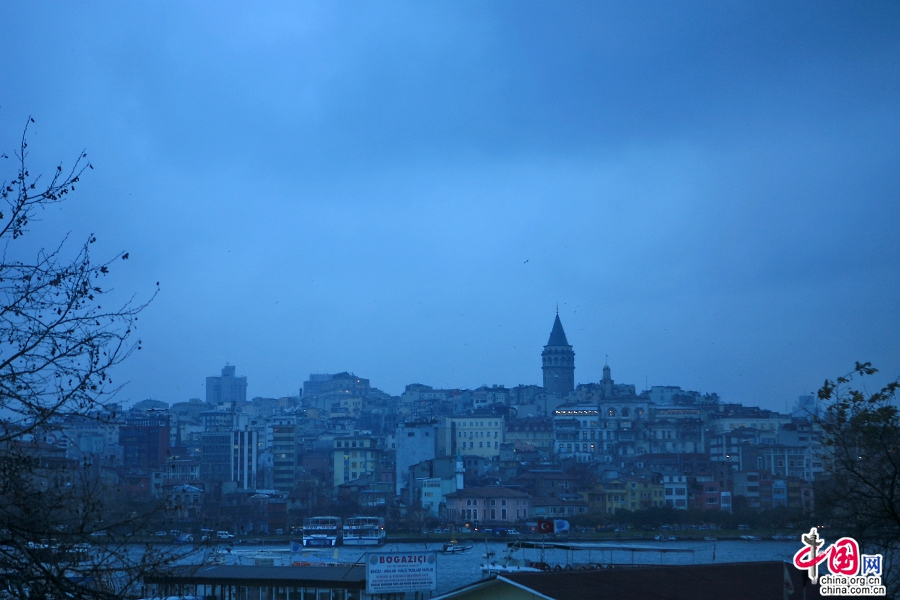 藍色のトルコ（一）、金角湾のディープブルー